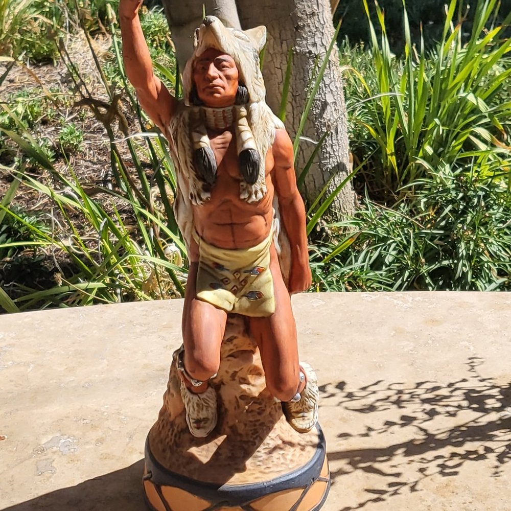 1981 Ski Country Wolf Dancer Decanter Exclusively For State Of Arizona